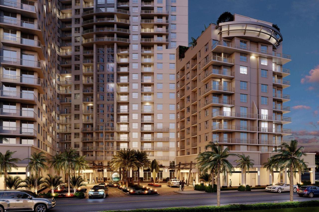 Luxury In Young Circle 4* Hollywood