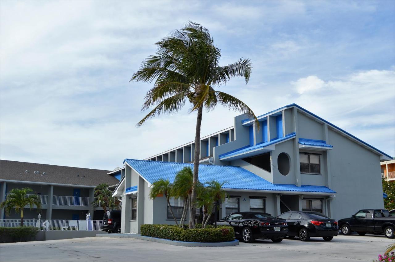 Dockside & Fort Pierce