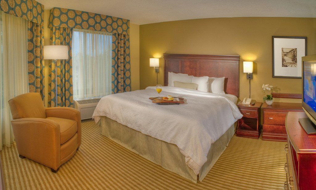 Hotel Hampton 4*