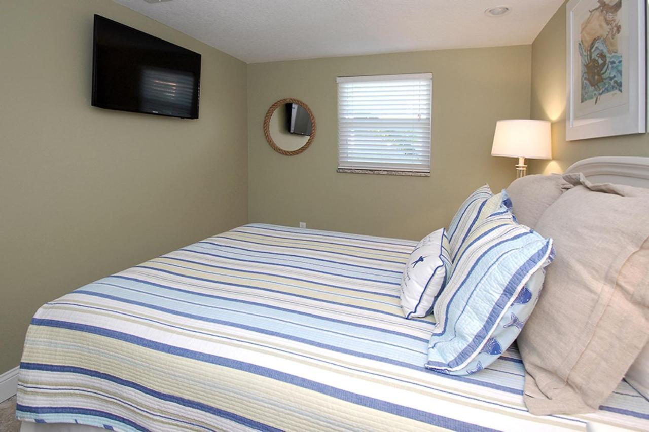 Anna Maria Island 1303 #2 *