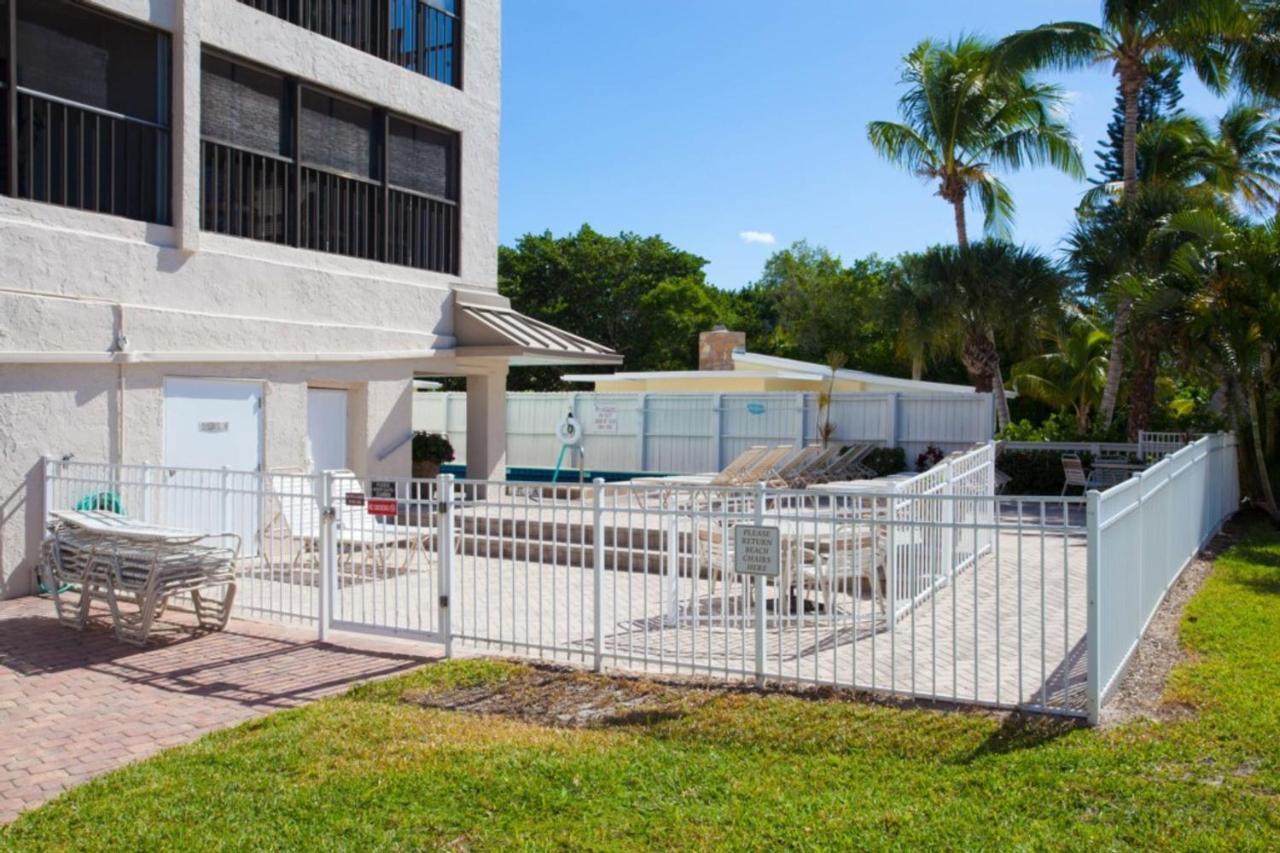 Myers Area 7700 * Fort Myers Beach