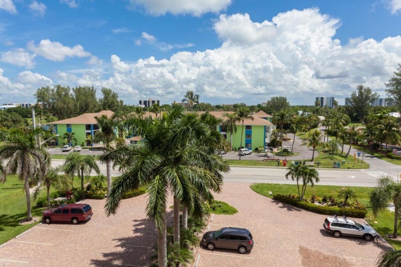 Myers Area 7700 Unit 503 Holiday home
