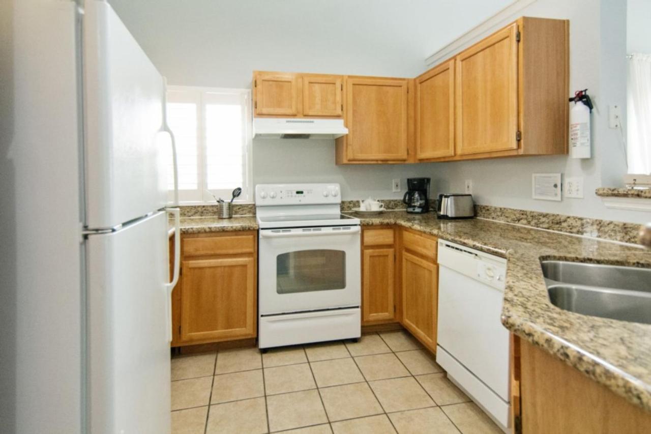 Apartment Runaway 3004 B12.202