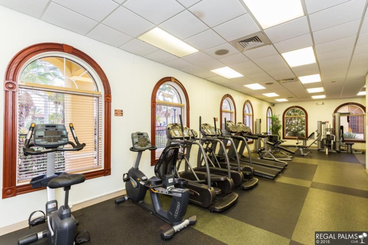 Regal Palms & 233 Calabria Apartment Four Corners