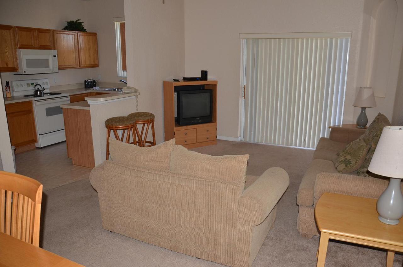 Regal Palms & 233 Calabria Apartment