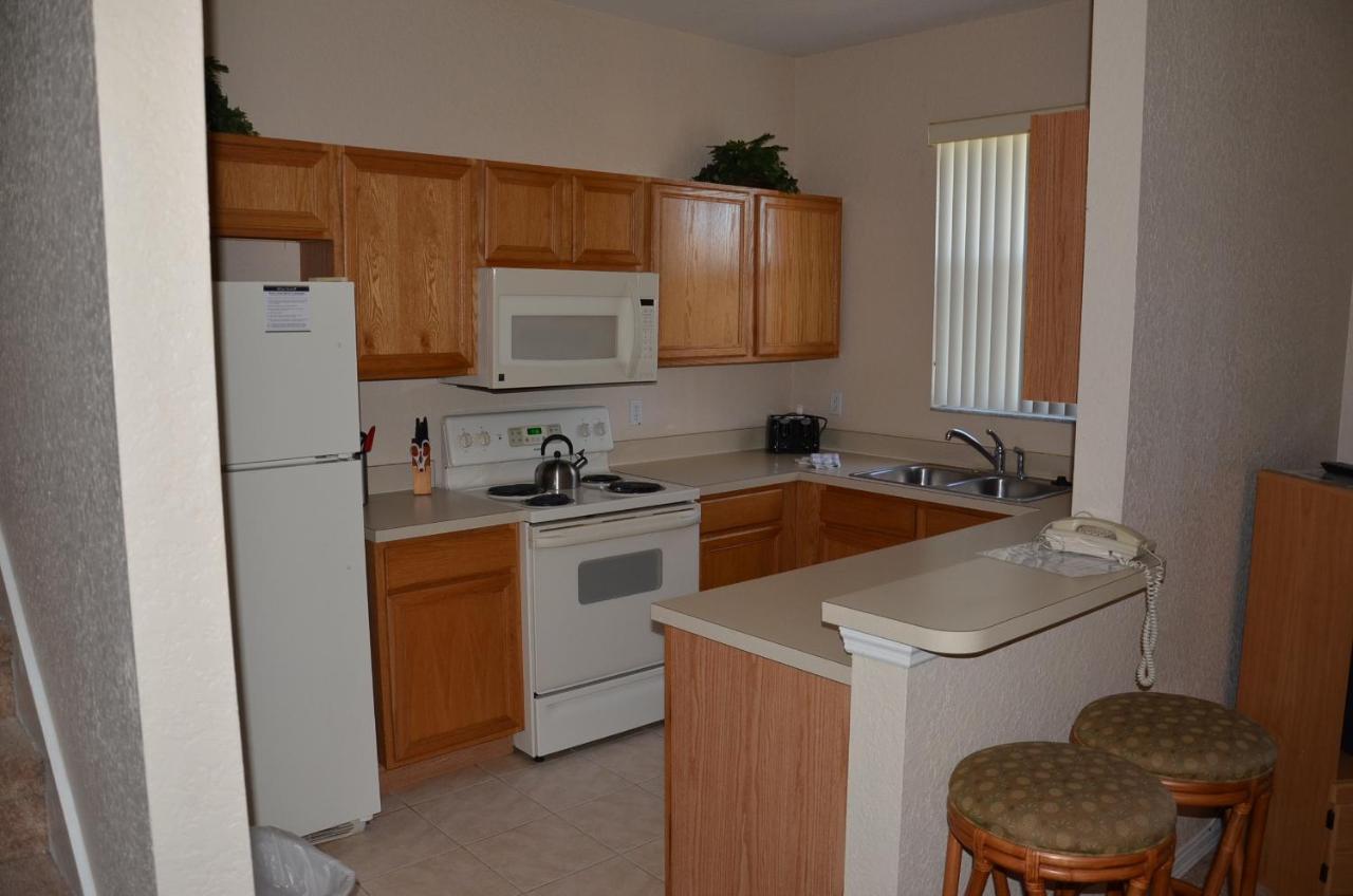 Regal Palms & 233 Calabria *