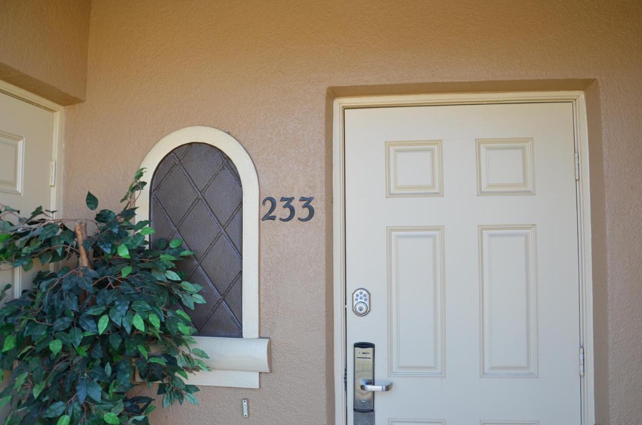 Apartment Regal Palms & 233 Calabria Four Corners