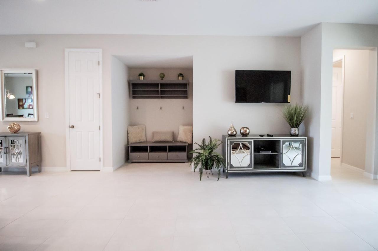 Solara 1540 Apartment