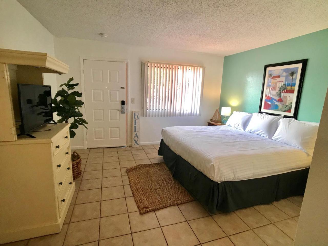 Sunny Palms Motel 3*
