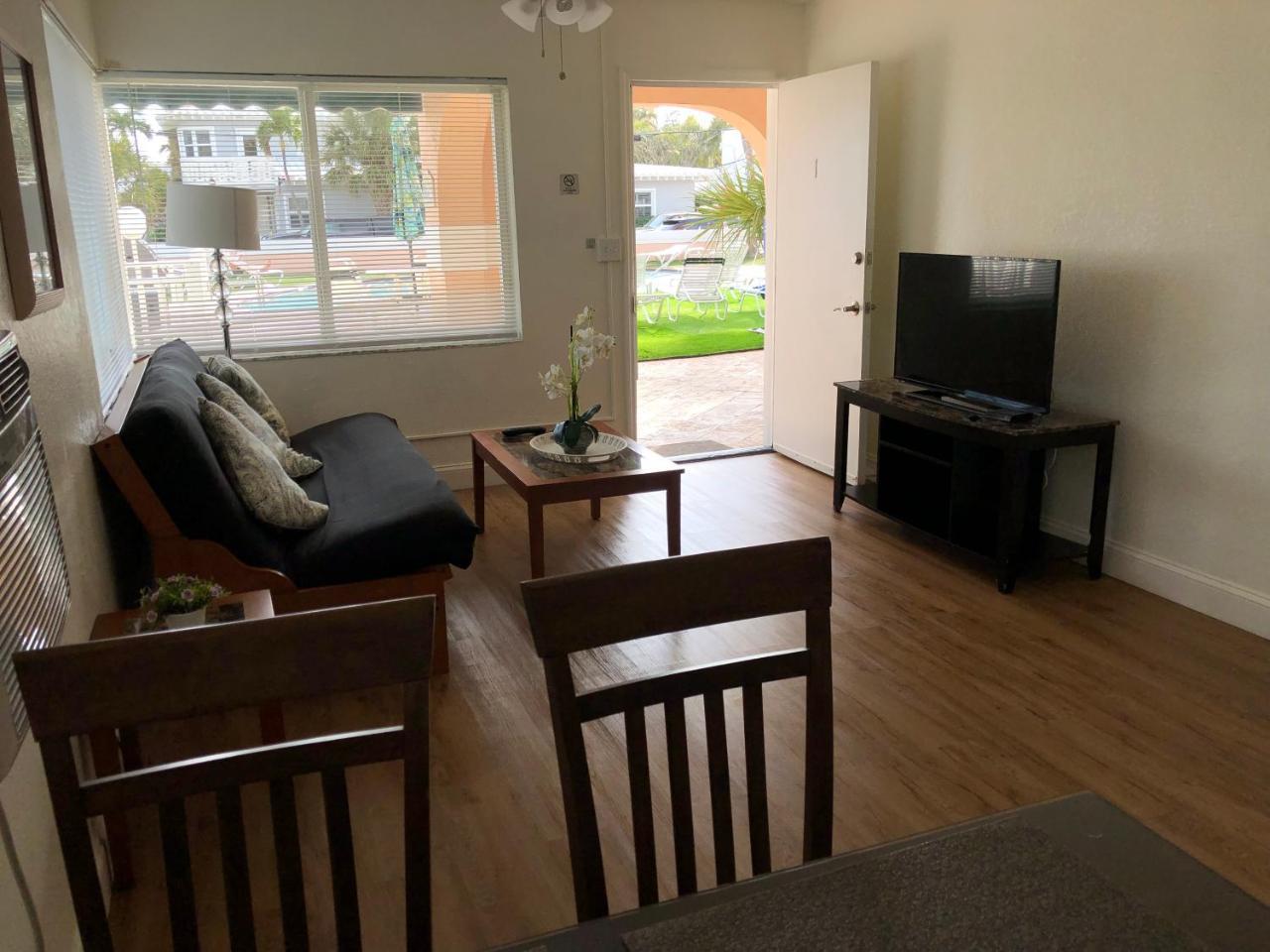 Hotel Coral Key Lauderdale-by-the-Sea