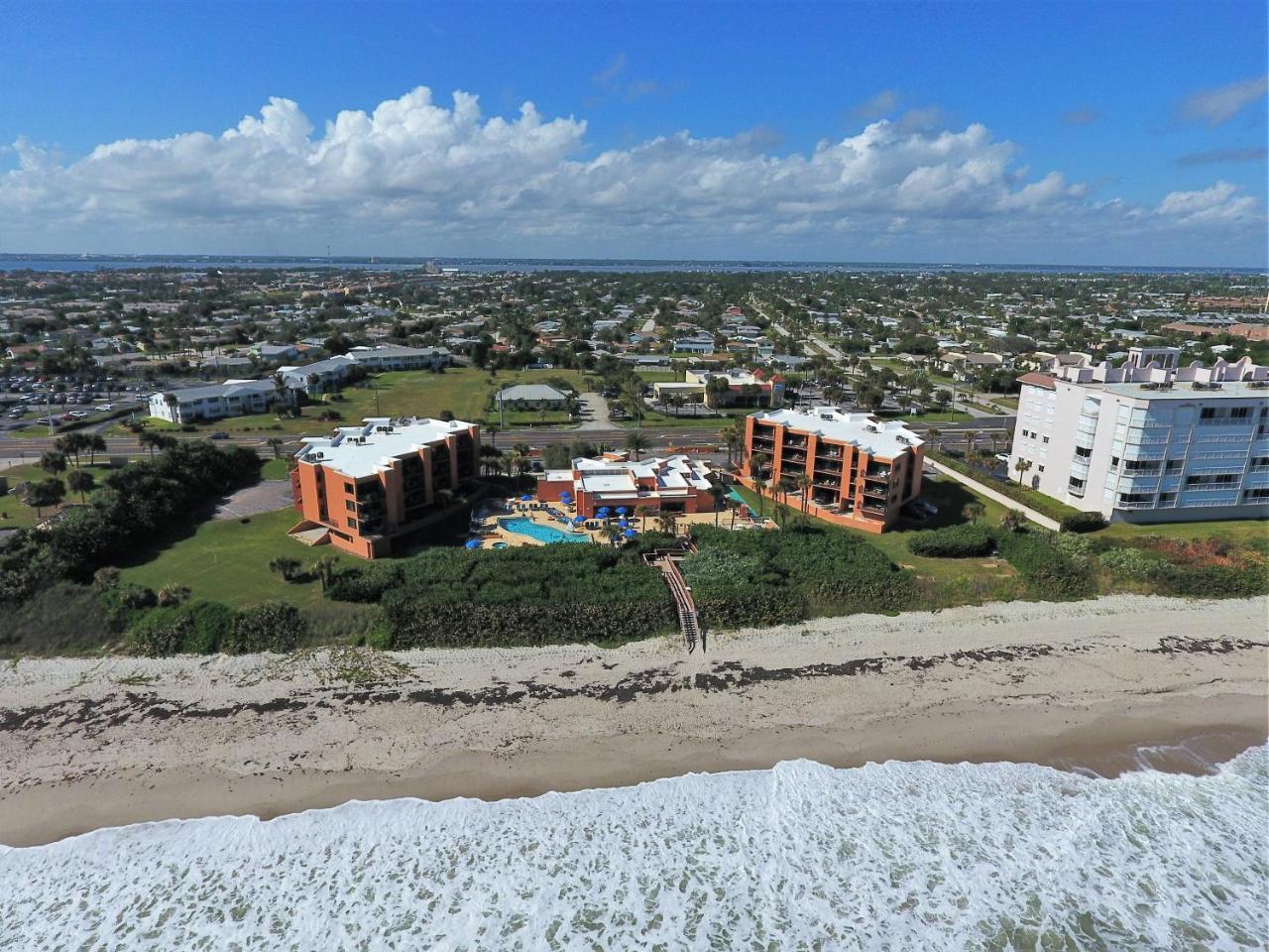 Oceanique Resort 2*