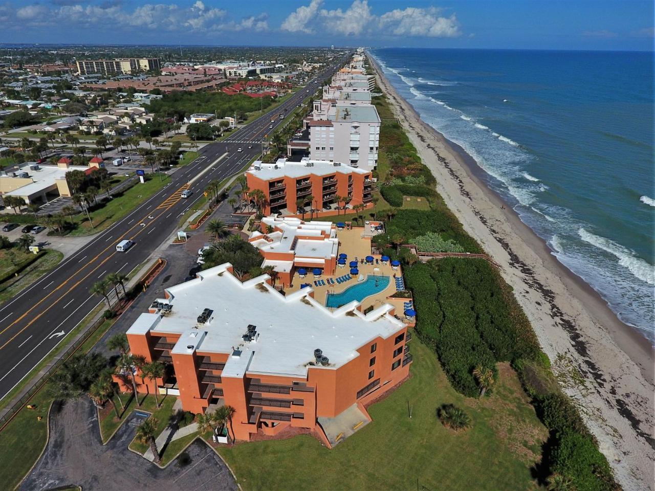 Oceanique Resort 2*