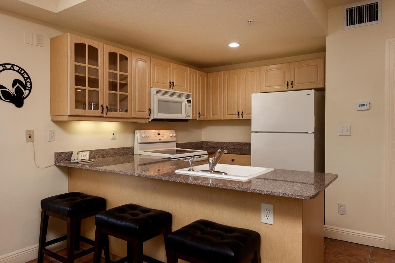 Bridgewalk, A Landmark 3* Bradenton Beach