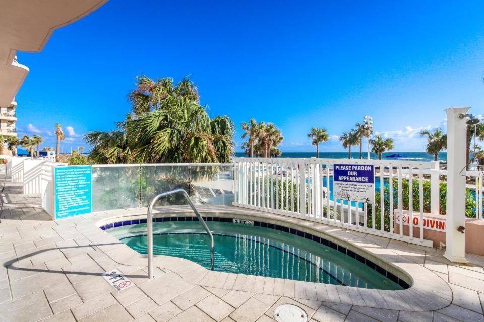 Vacation In Comfort And Luxury - 1 Bedroom Direct Oceanfront - Wyndham Ocean Walk 1607 Apartment *