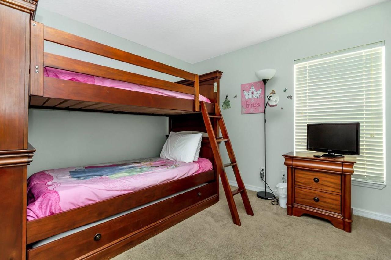 Holiday home Aviana Resort- Beautiful 5bd/3ba Pool Home-#5av316