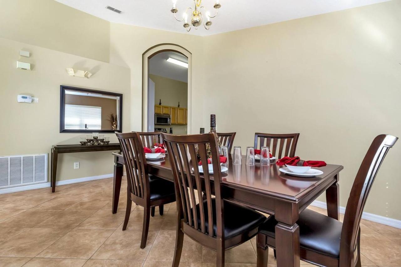 Aviana Resort- Beautiful 5bd/3ba Pool Home-#5av316 Holiday home