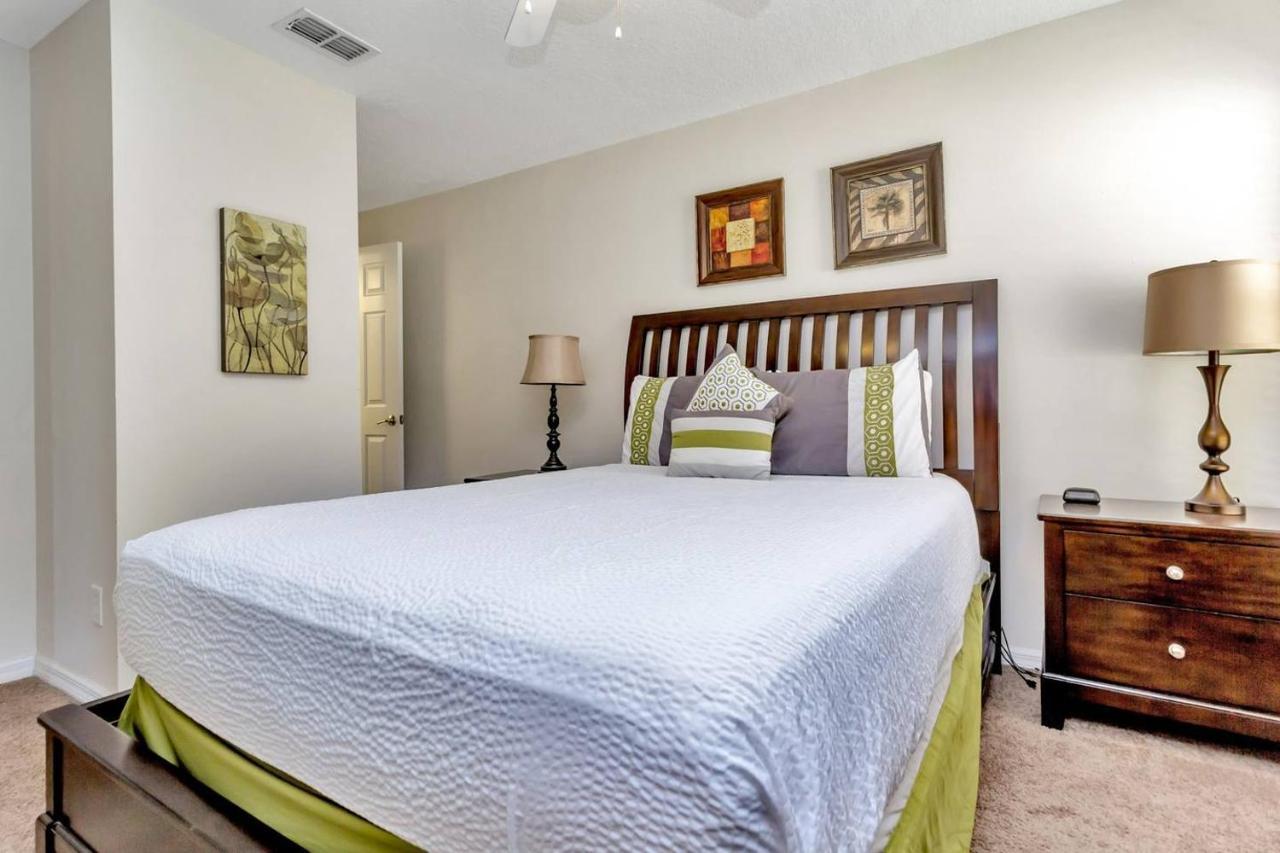 Aviana Resort- Beautiful 5bd/3ba Pool Home-#5av316 Holiday home
