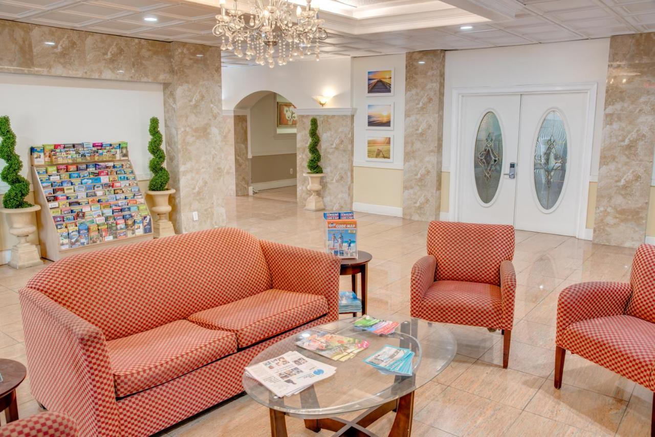 Days By Wyndham St. Petersburg / Tampa Bay Area Motel