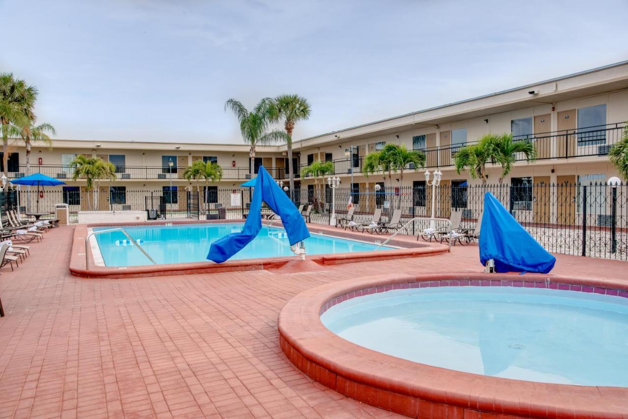 Days By Wyndham St. Petersburg / Tampa Bay Area 3* Pinellas Park