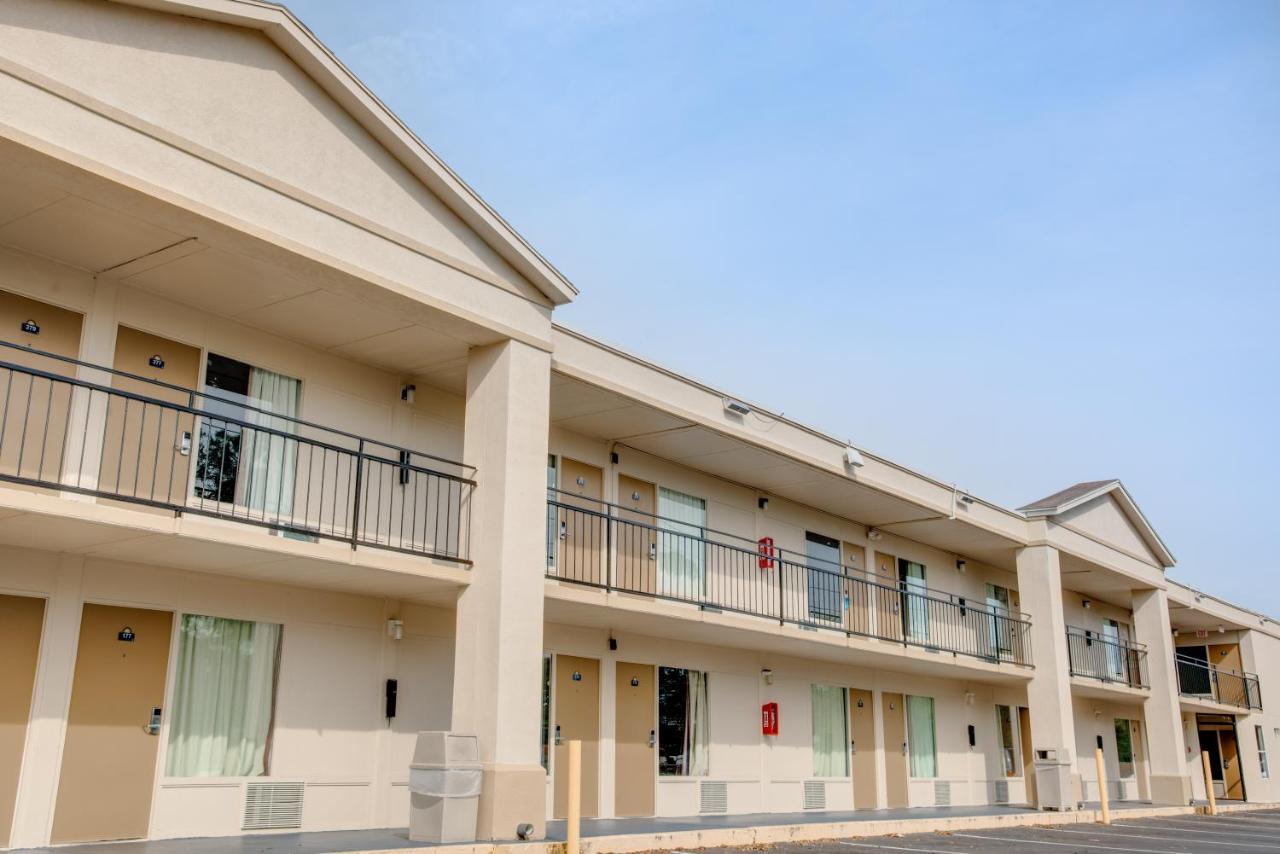 Days By Wyndham St. Petersburg / Tampa Bay Area 3*