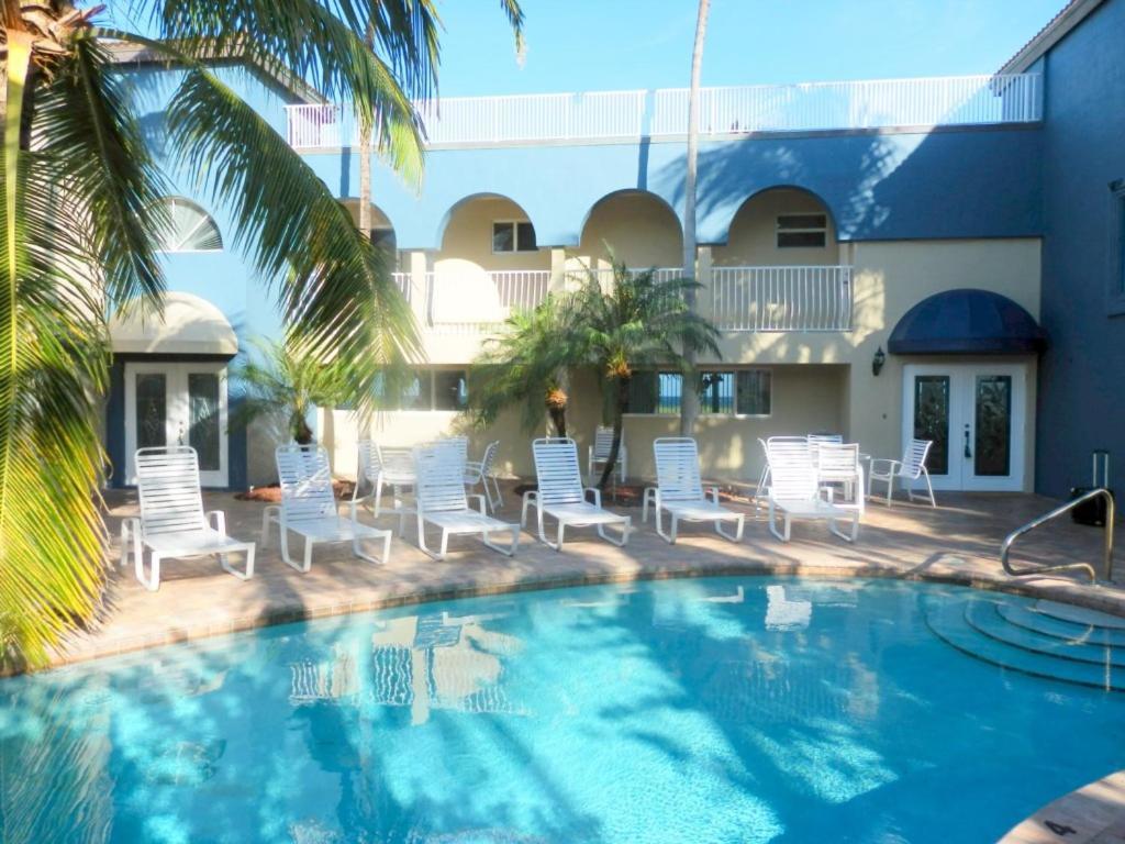 Blue Ocean Villa Four-Bedroom Condo *