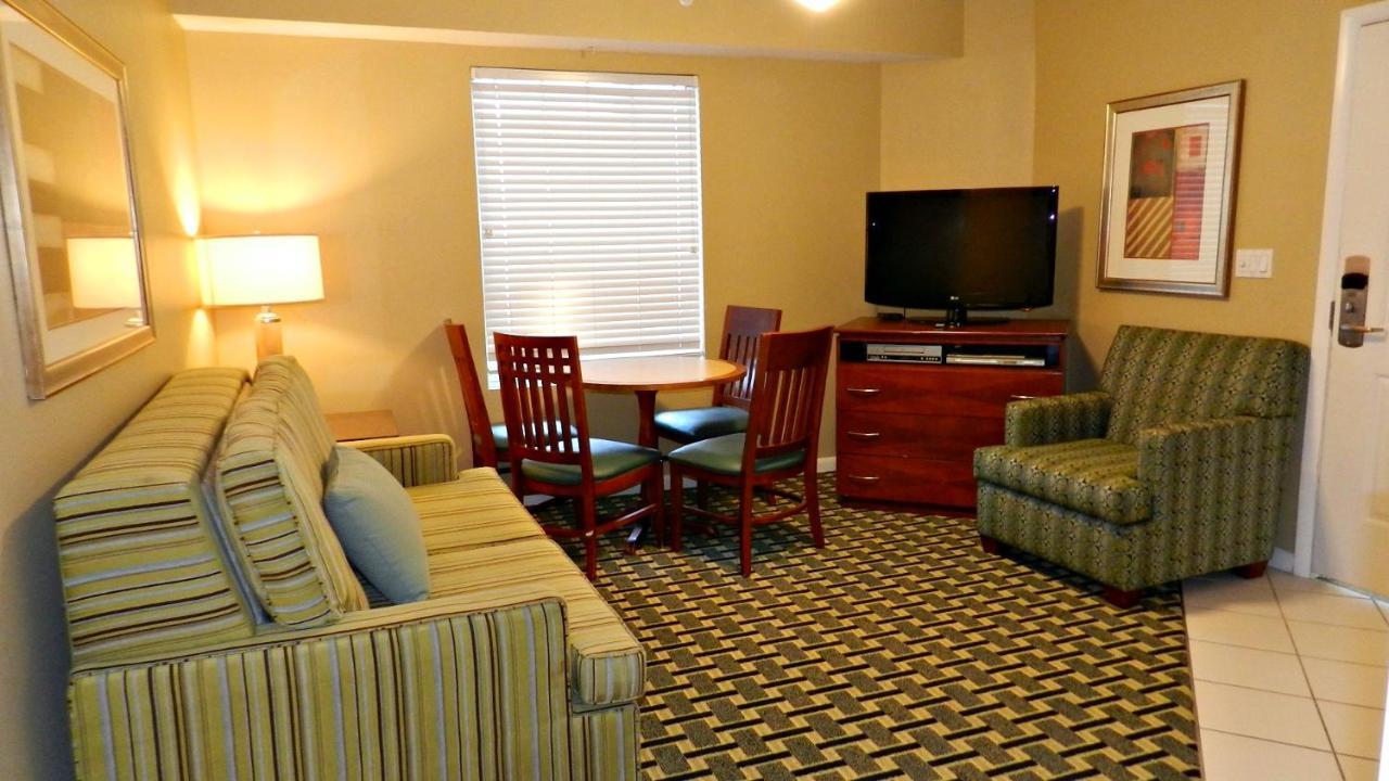 2 Bedroom Direct Oceanfront Wyndham Ocean Walk Daytona - Bucket List 2124