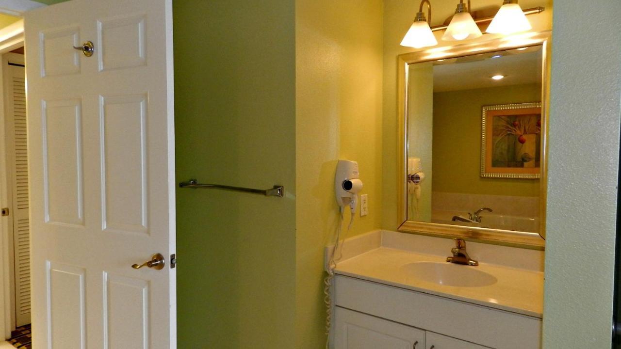 Apartment 2 Bedroom Direct Oceanfront Wyndham Ocean Walk Daytona - Bucket List 2124