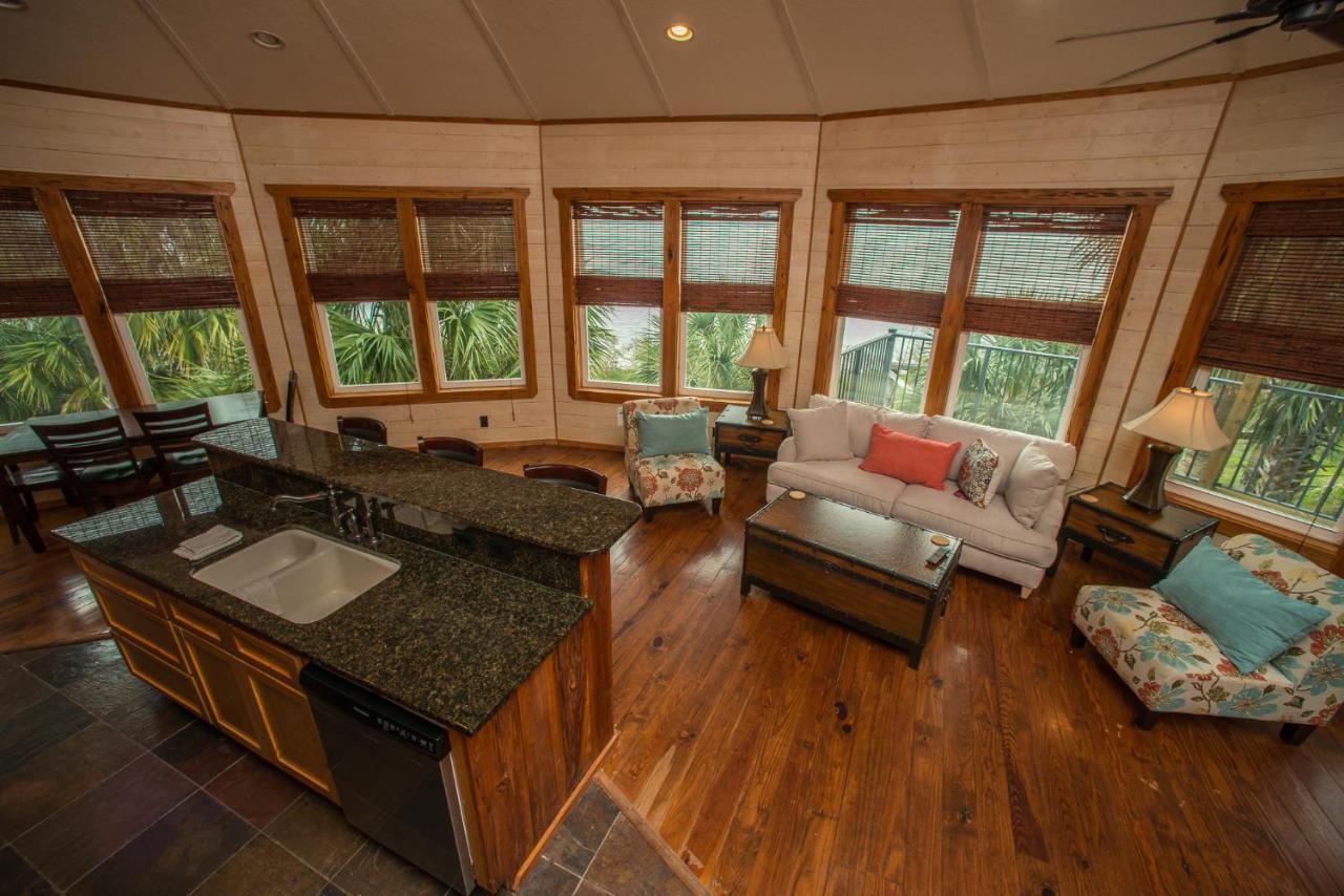 Black's Island Bungalow #4 Holiday home