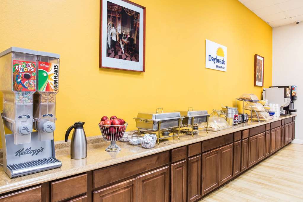 Envision Miami International Airport Hotel Medley