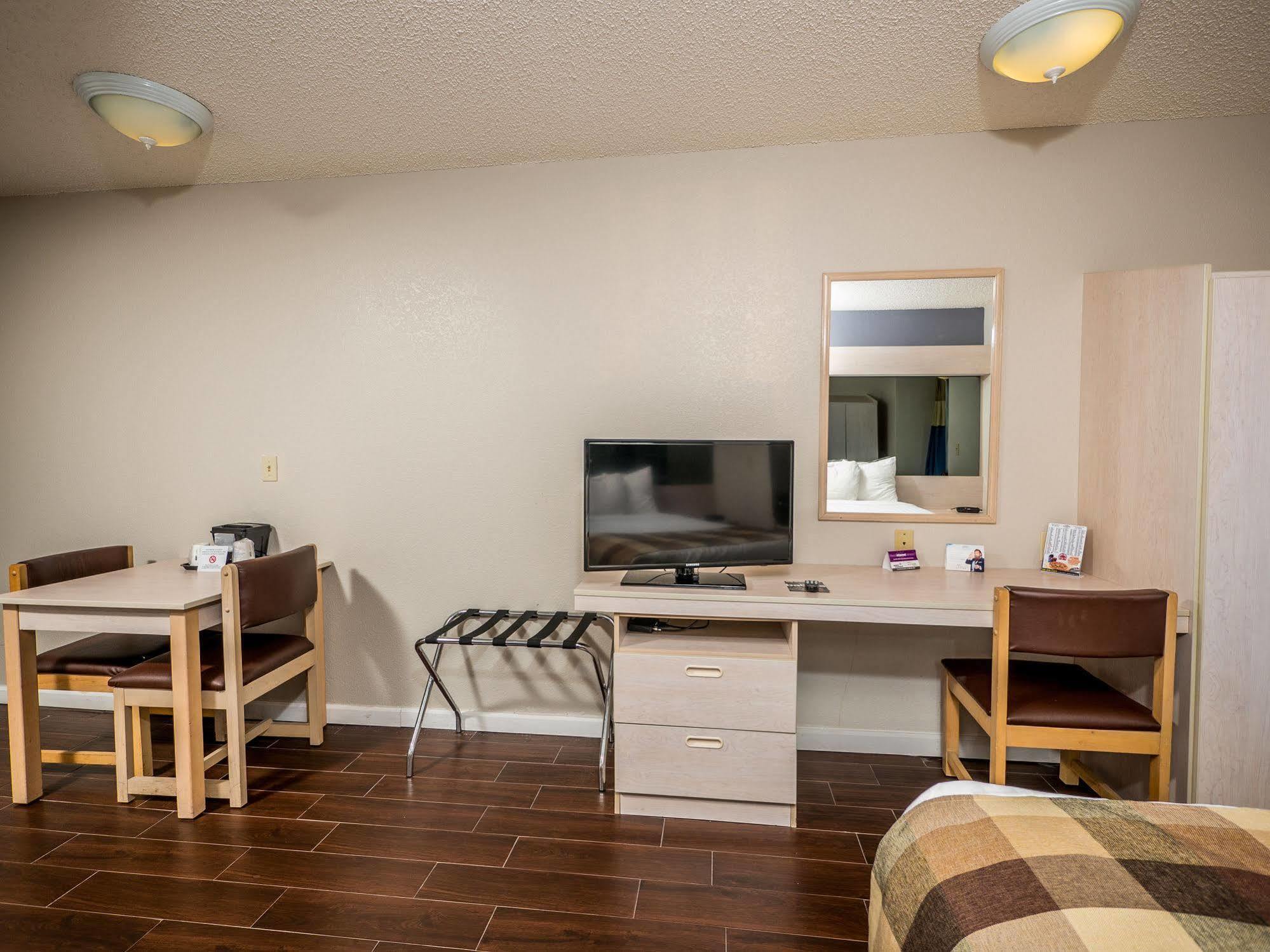 Microtel & By Wyndham I-95