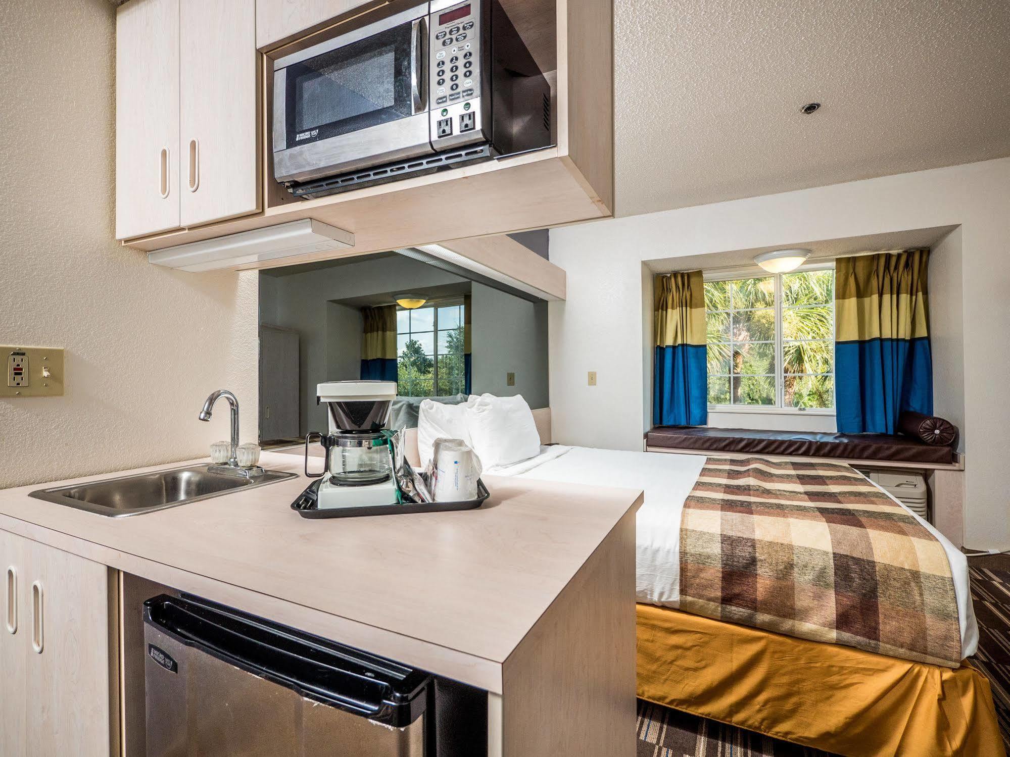 Hotel Microtel & By Wyndham I-95 Palm Coast