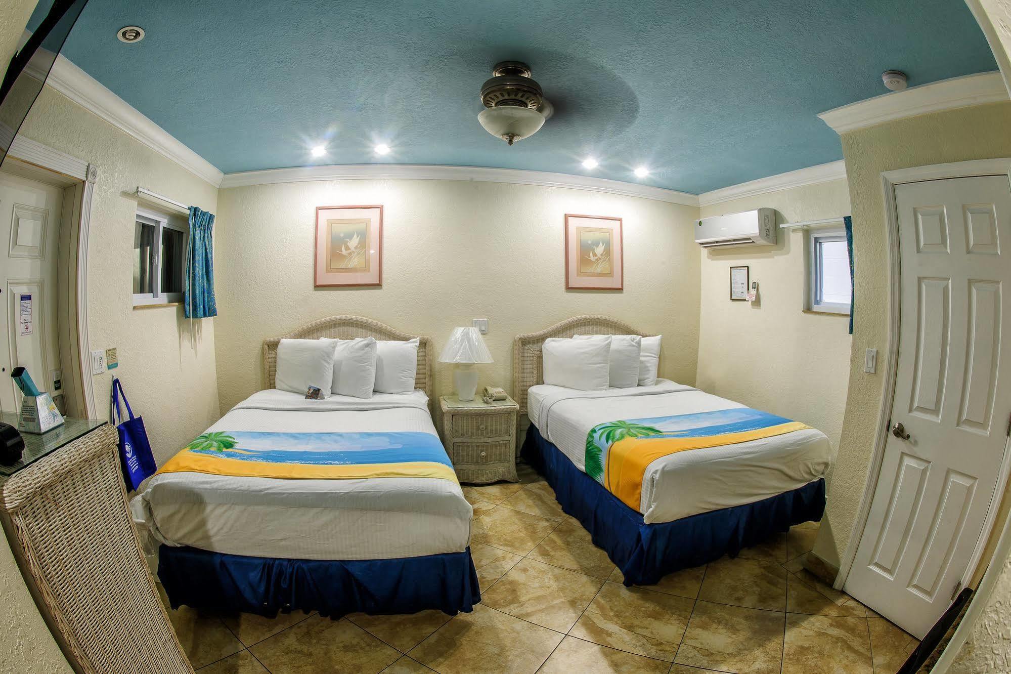 Hotel Bay Palms Waterfront - And Marina 3*
