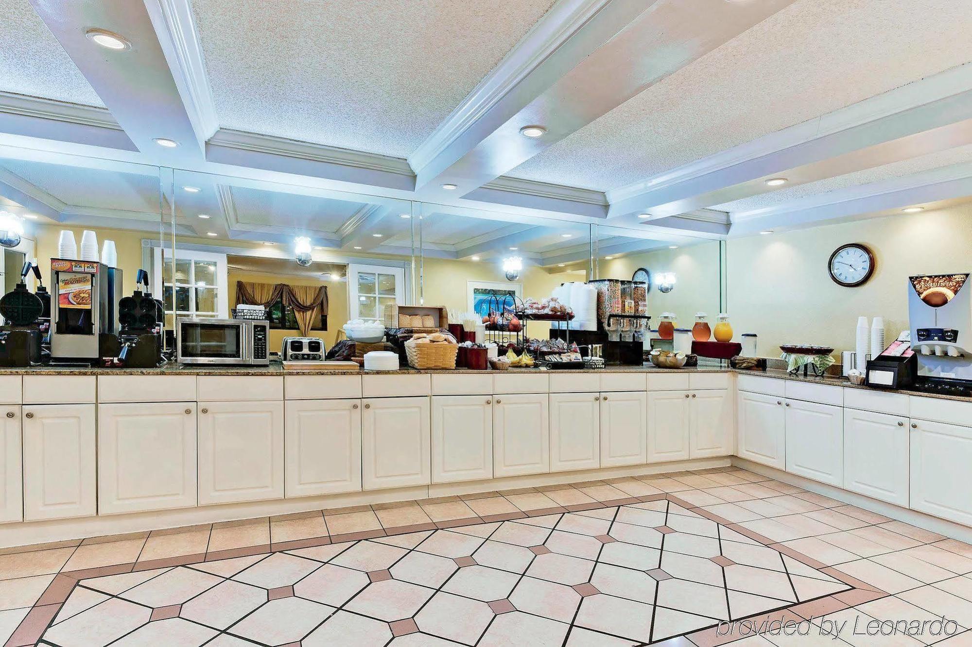 La Quinta By Wyndham West Palm - Florida Turnpike
