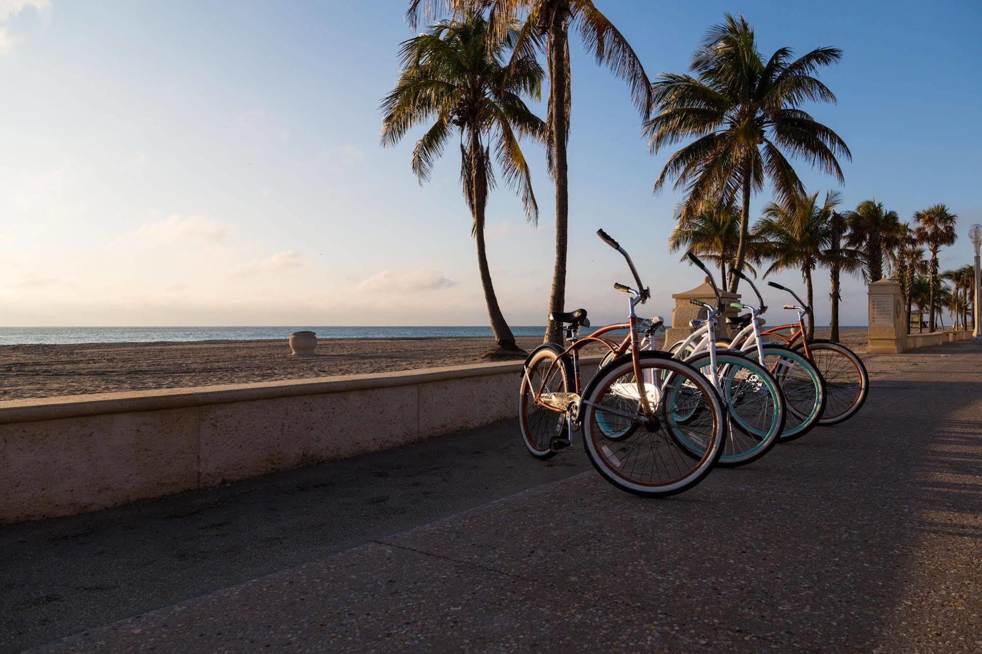 Hotel Riptide Oceanfront