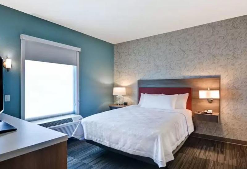 Hotel Home2 By Hilton Daytona Speedway 3*