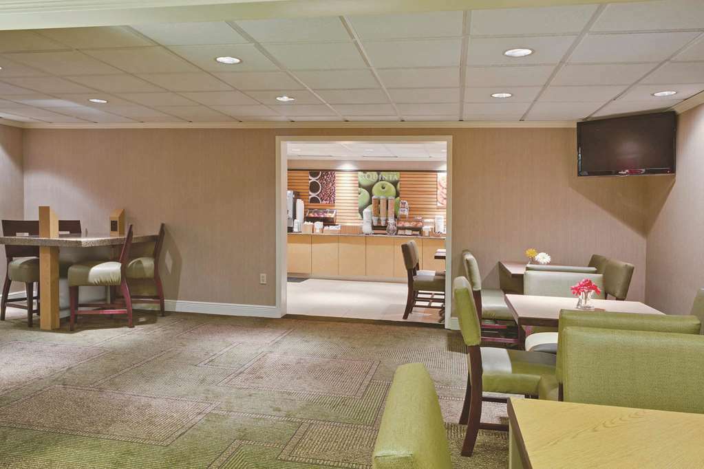 La Quinta By Wyndham East Hotel 3*