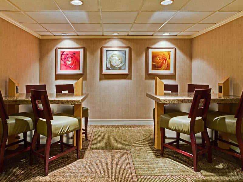 Hotel La Quinta By Wyndham East 3*