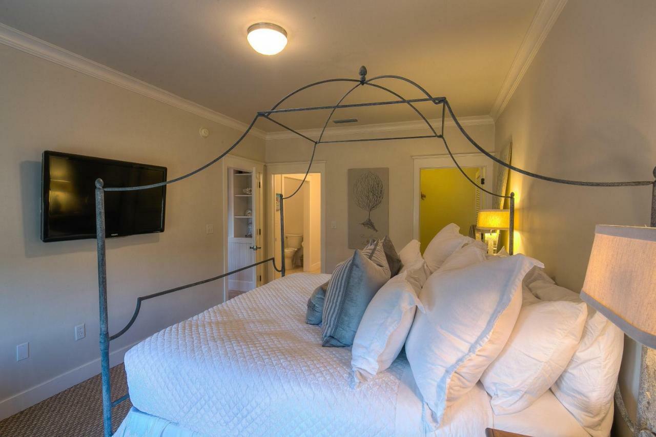 The Artistic By Exclusive 30a