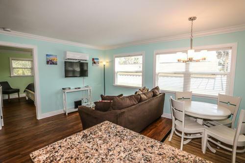 Villa 203 Fairweather A