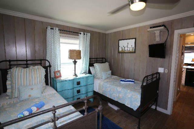 Holiday home 758 Estero Blvd. A *