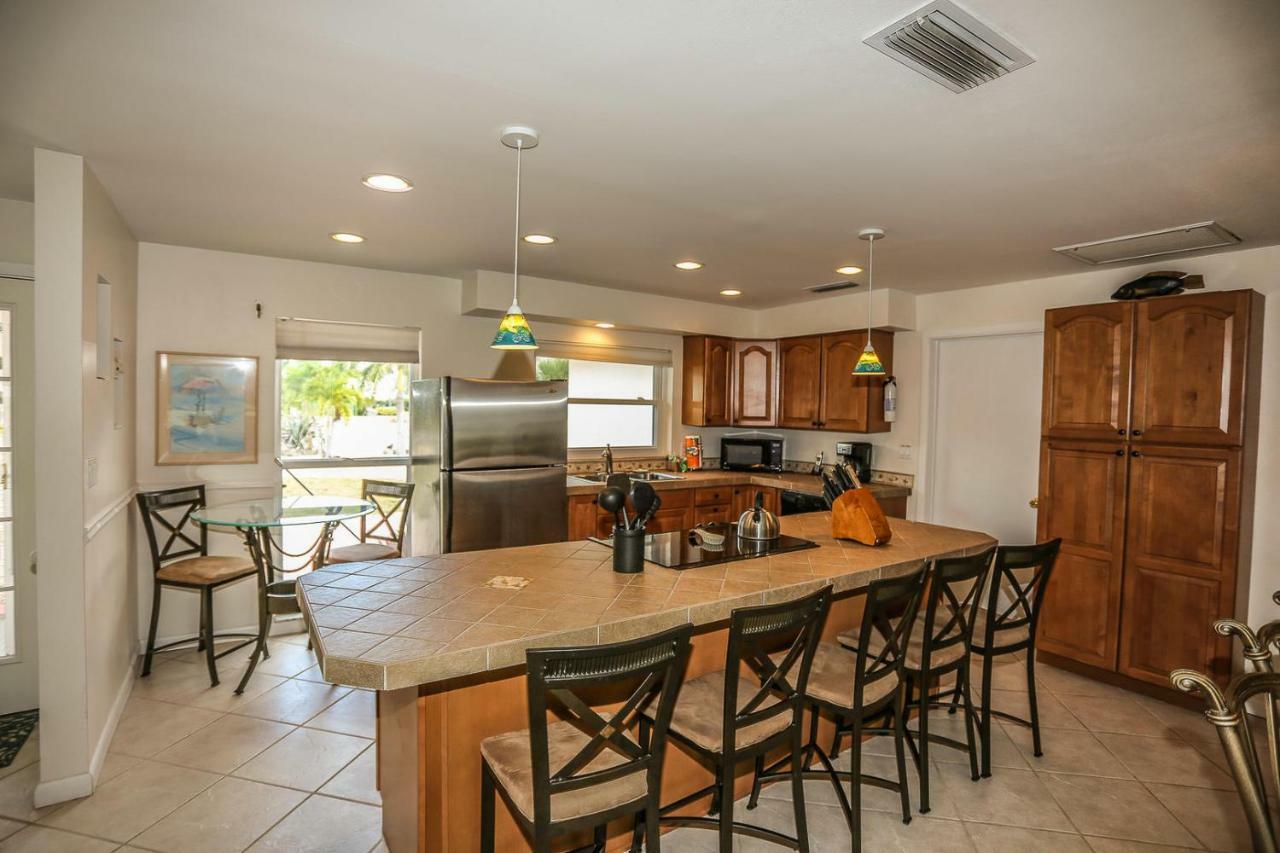 5167 Estero