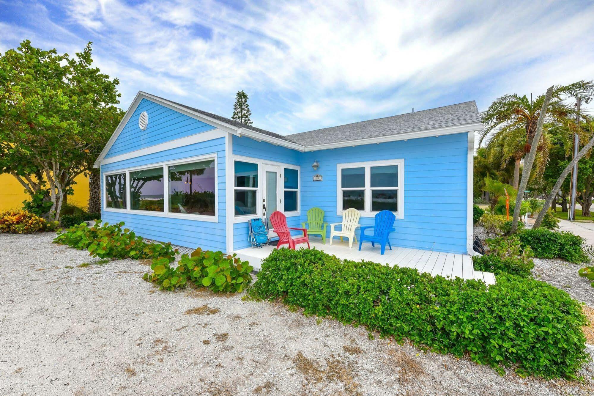 Villa A House On Siesta Beach By Beachside Management Siesta Key