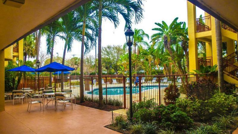 Hotel Boca Deerfield Beach; Surestay Collection By Bw