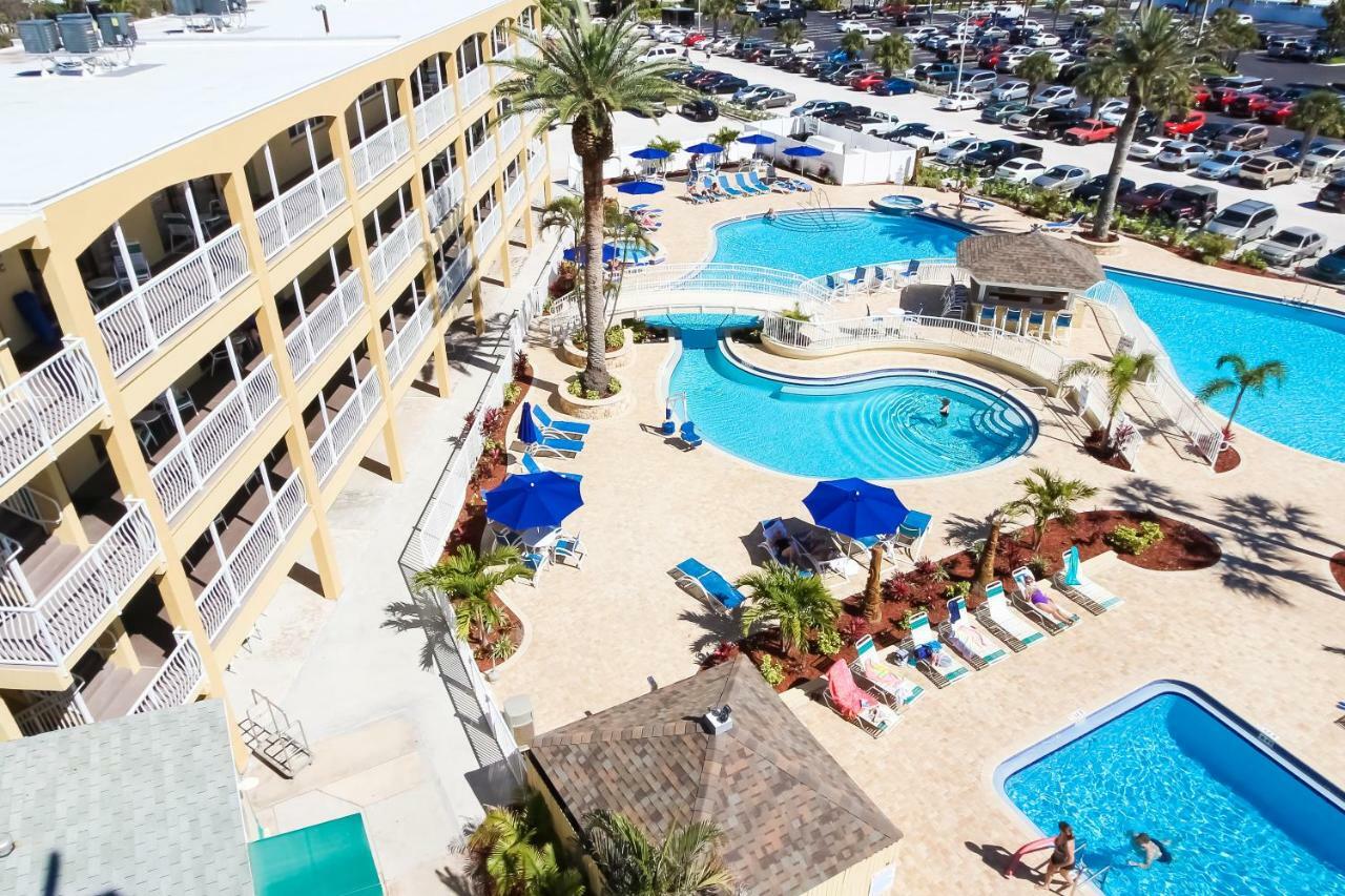 Coral Reef Hotel 3*