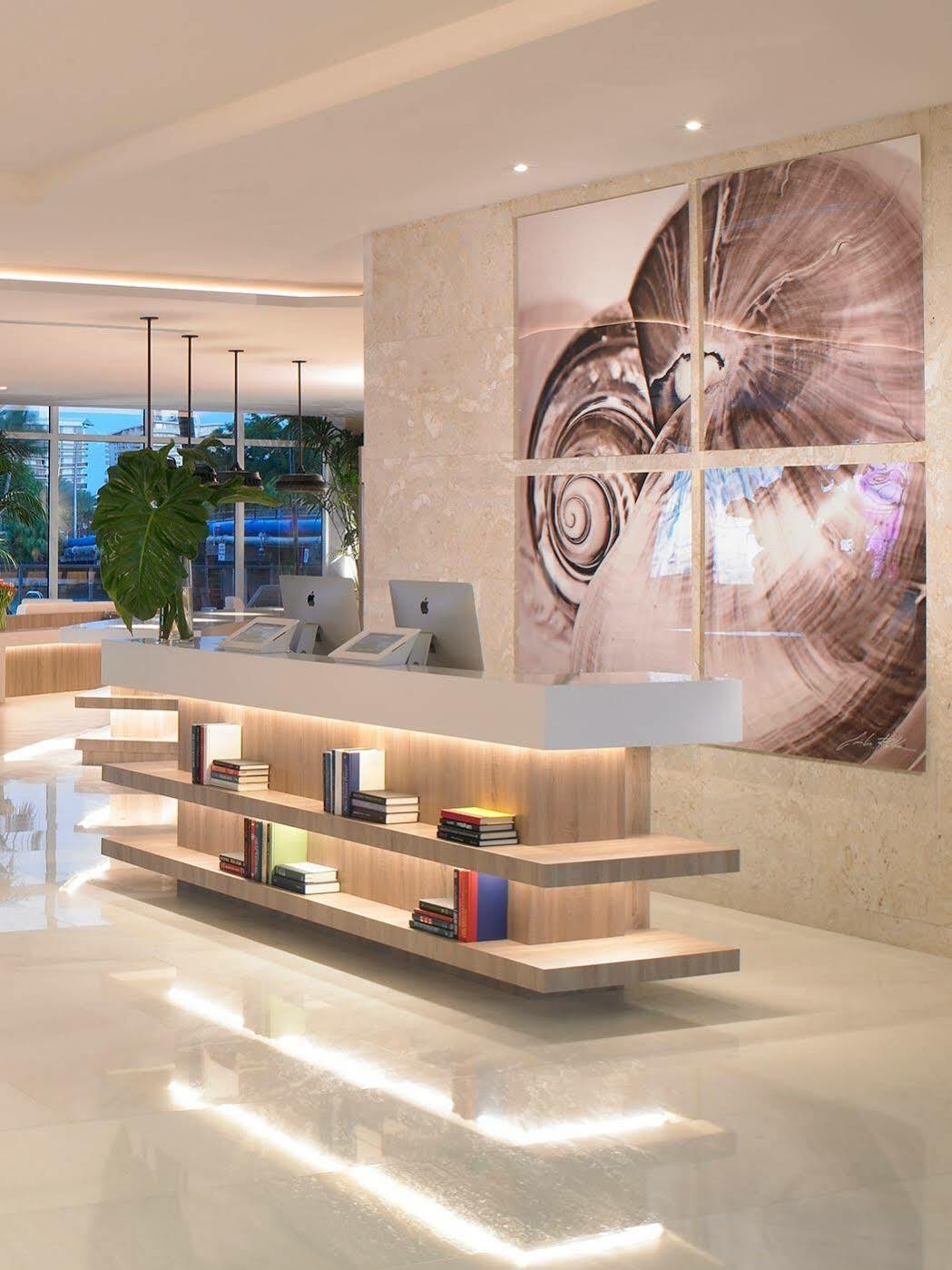 Grand Bay Harbor 3* Bal Harbour