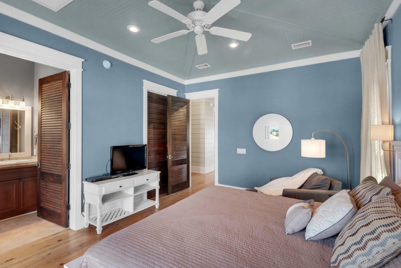 Apartment 32 E Park Place Townhome #802 Townhouse *