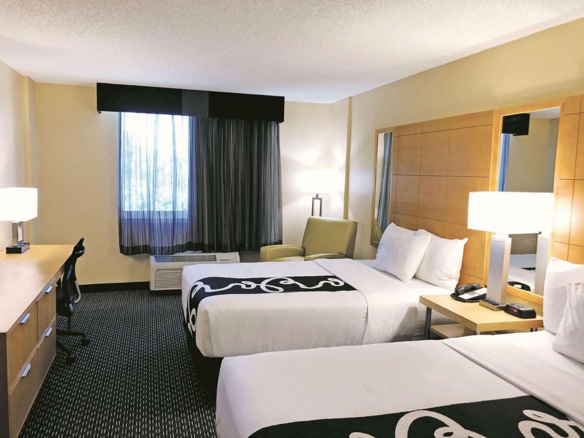 La Quinta By Wyndham Downtown Hotel