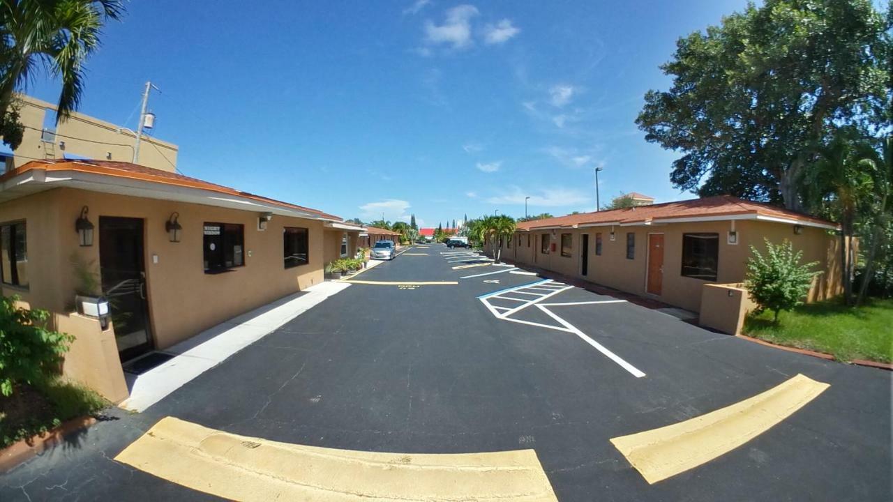 Travel Of Riviera Motel Riviera Beach
