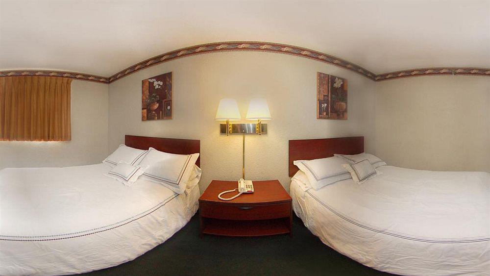 Red Roof Inn Jacksonville - Cruise Port 2*