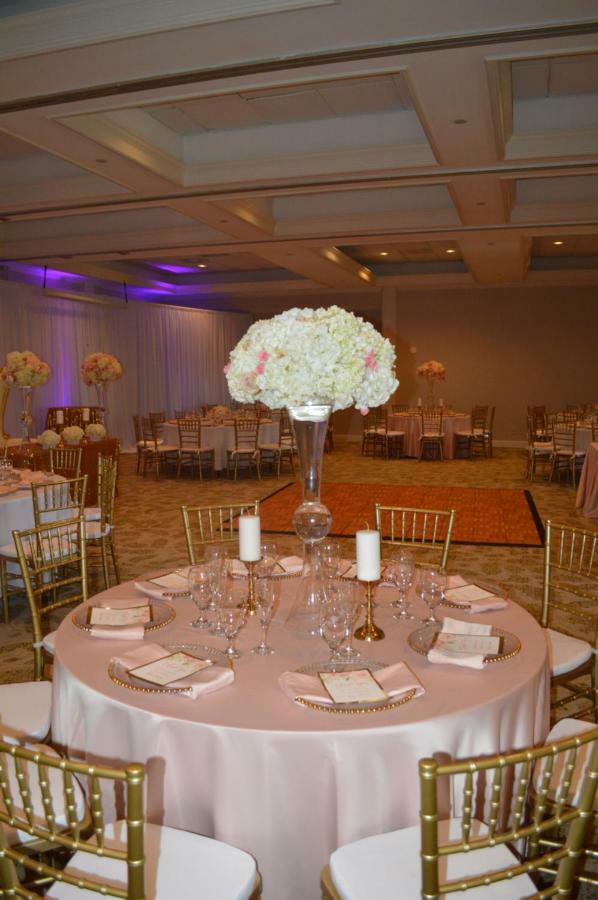 Western Palm Gardens & And Conference Ct Hotel